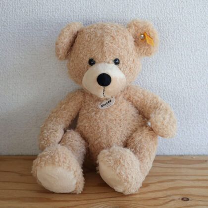 steiff-teddy-fin