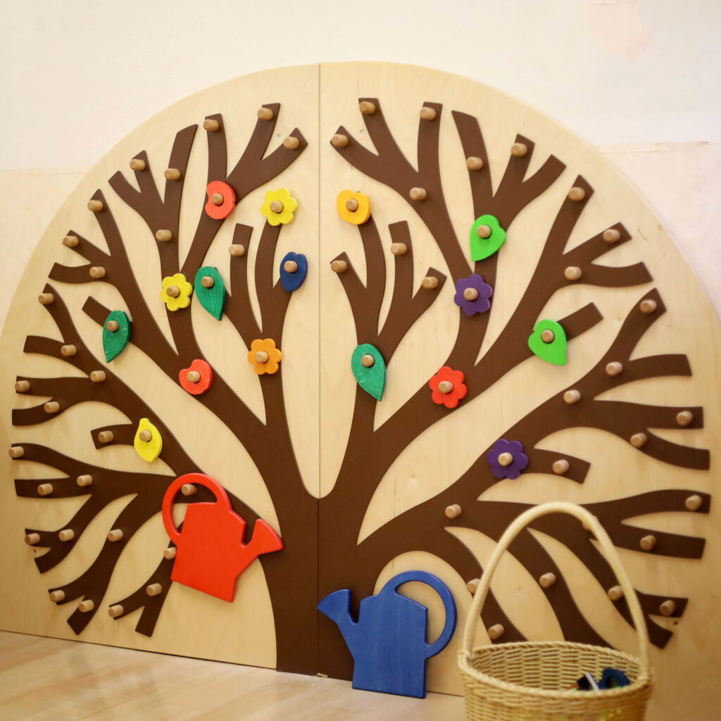 wall-color-tree