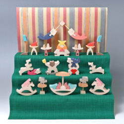 KK237y円武者三段飾り（小）・普通垂幕【黄】