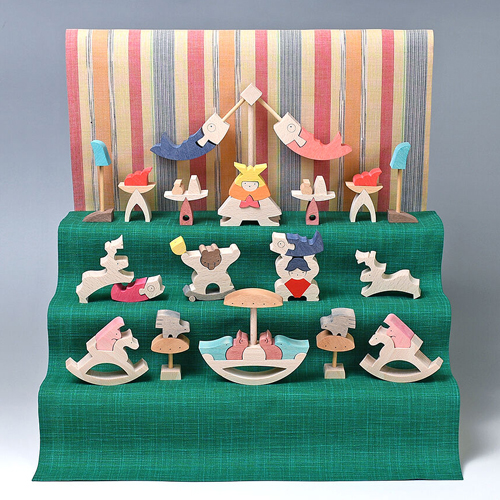 KK237y円武者三段飾り（小）・普通垂幕【黄】