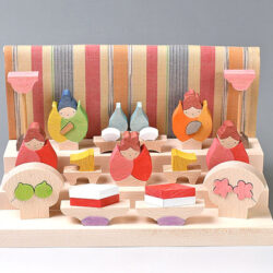 KH422Yつぼみびな三段飾り・普通垂れ幕【黄】