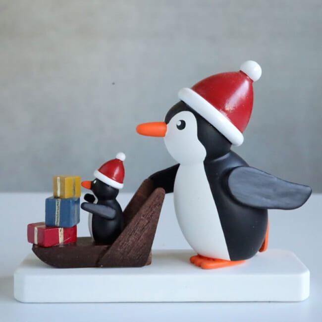 penguin-santa